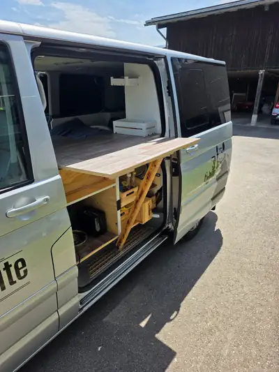 VW T5 Highline — Utilitaire premium diesel, spacieux et fiable — Miniatura 7