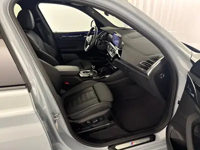 BMW X3 xDrive 30d M Sport — SUV diesel hybride 48V, attelage intégré — Thumbnail 9