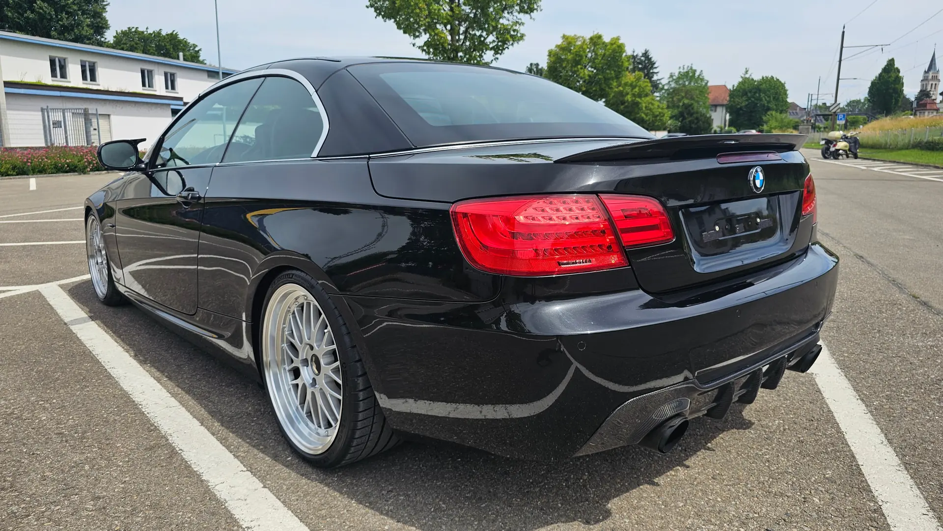 BMW 335i Cabriolet — Roadster sportif N55, entretien récent, véhicule d'été