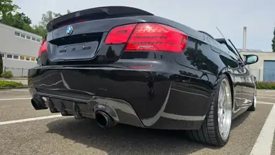 BMW 335i Cabriolet — Roadster sportif N55, entretien récent, véhicule d'été — côté