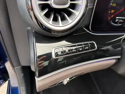 Mercedes-AMG GT 63 S 4MATIC+ — Coupé performance 639 ch, transmission intégrale — Miniature 16