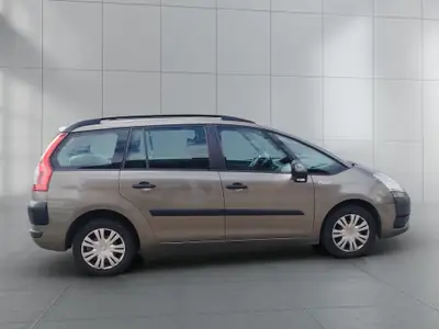 Citroën Grand C4 Picasso 1.6 HDI — Monospace 7 places, diesel économique, excellent état — interior
