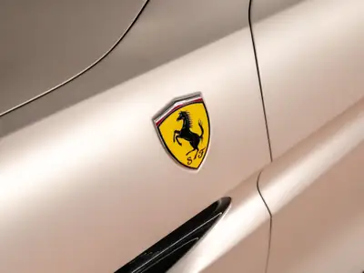 Ferrari Portofino Cabrio Bianco Italia Matt — 599 ch, 7600 km, état concession — Detail