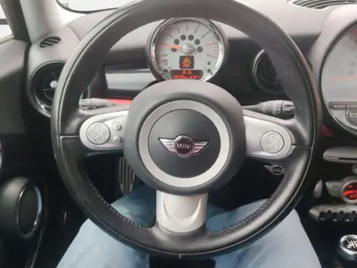 MINI Cooper S 2010 — Sportive compacte, entretien régulier, moteur impeccable — Thumbnail 12