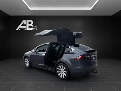 Tesla Model X Performance Ludicrous 4x4 — 796 ch, 7 places, électrique haute performance — Thumbnail 18