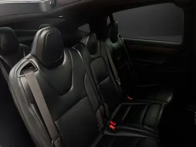 Tesla Model X Performance Ludicrous 4x4 — 796 ch, 7 places, électrique haute performance — Thumbnail 16