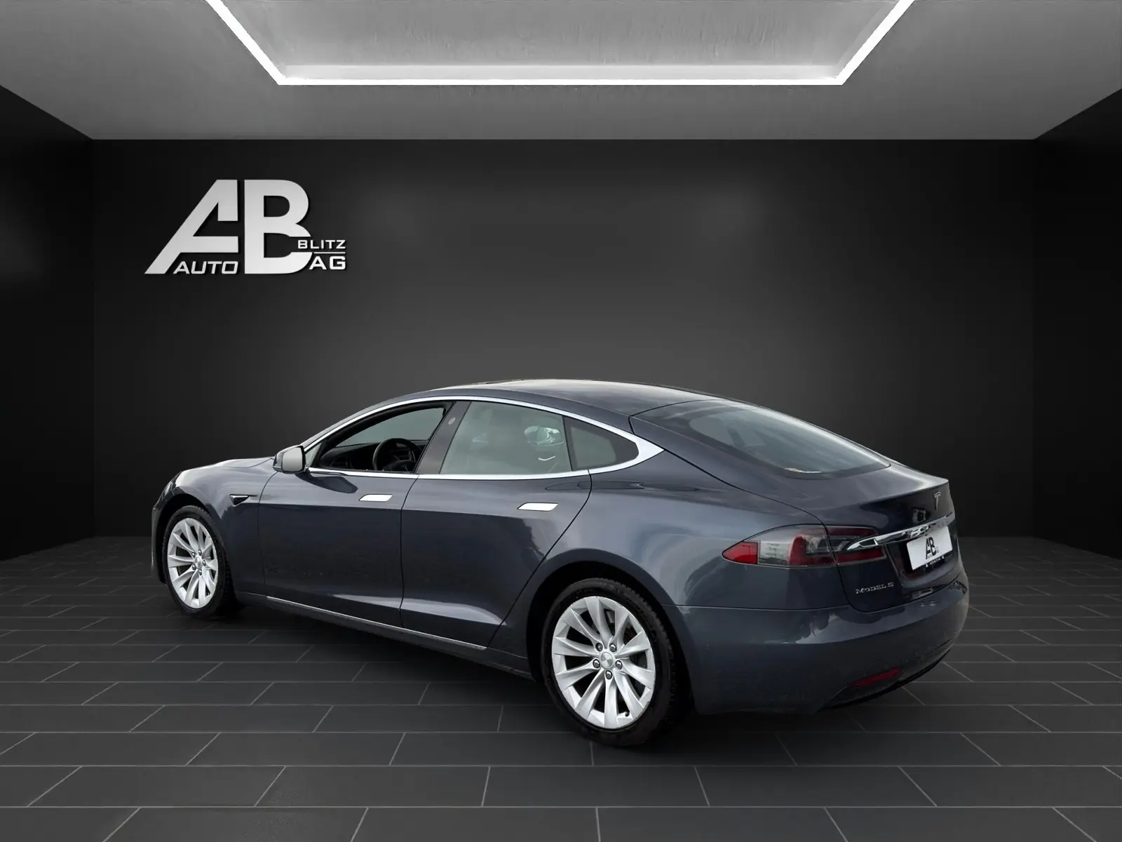 Tesla Model S 2017 occasion Hunzenschwil — 3
