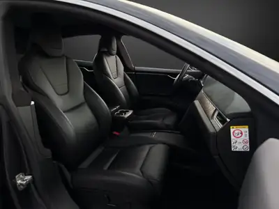 Tesla Model S 90 D — Berline électrique haute performance, 92 000 km seulement — Thumbnail 9