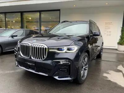 BMW X7 40d xDrive — SUV 7 places premium, motorisation MHEV efficiente — Außenansicht