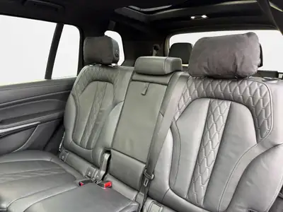 BMW X7 40d xDrive — SUV 7 places premium, motorisation MHEV efficiente — Detail