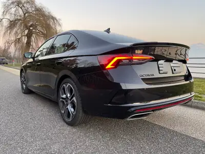 Skoda Octavia 2.0 TDI RS DSG — Berline sportive diesel, 81'000 km, sans sinistre — Heckansicht