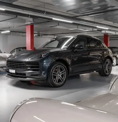 Porsche Macan PDK 245 ch — SUV sportif certifié, garantie Porsche jusqu'en 2027 — vue extérieure