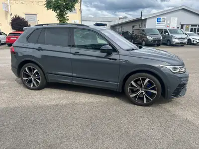 VW Tiguan 2.0 TSI R 4Motion — SUV performant, 49 900 km, transmission intégrale — interior
