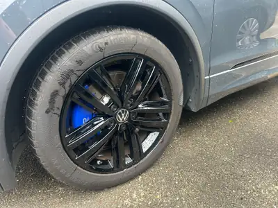 VW Tiguan 2.0 TSI R 4Motion — SUV performant, 49 900 km, transmission intégrale — Thumbnail 11