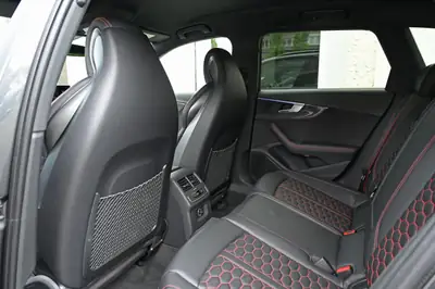 Audi RS4 Avant 2.9 TFSI — Break sportif 450 ch, équipé haut de gamme — Thumbnail 24