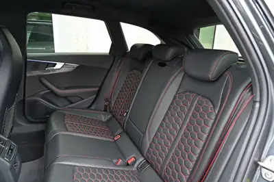 Audi RS4 Avant 2.9 TFSI — Break sportif 450 ch, équipé haut de gamme — Thumbnail 25