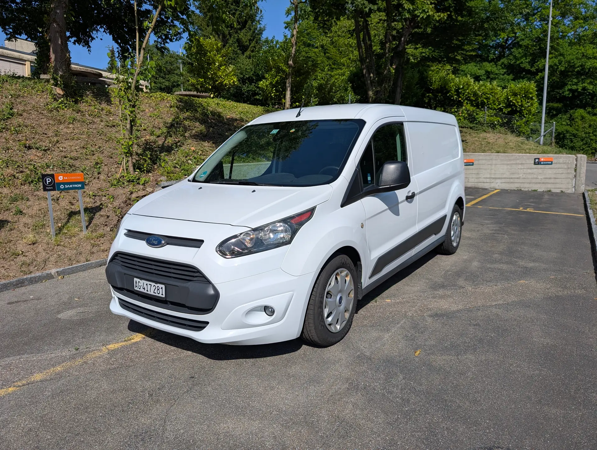 Ford Transit Connect 1.0 EcoBoost 100 Trend — Utilitaire compact économique, 105'000 km