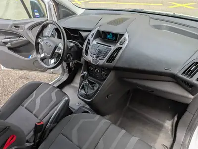 Ford Transit Connect 1.0 EcoBoost 100 Trend — Utilitaire compact économique, 105'000 km — détail