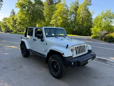 Jeep Wrangler 2.8 CRD Sahara Unlimited — SUV légendaire diesel, 53'700 km seulement — Miniature 7