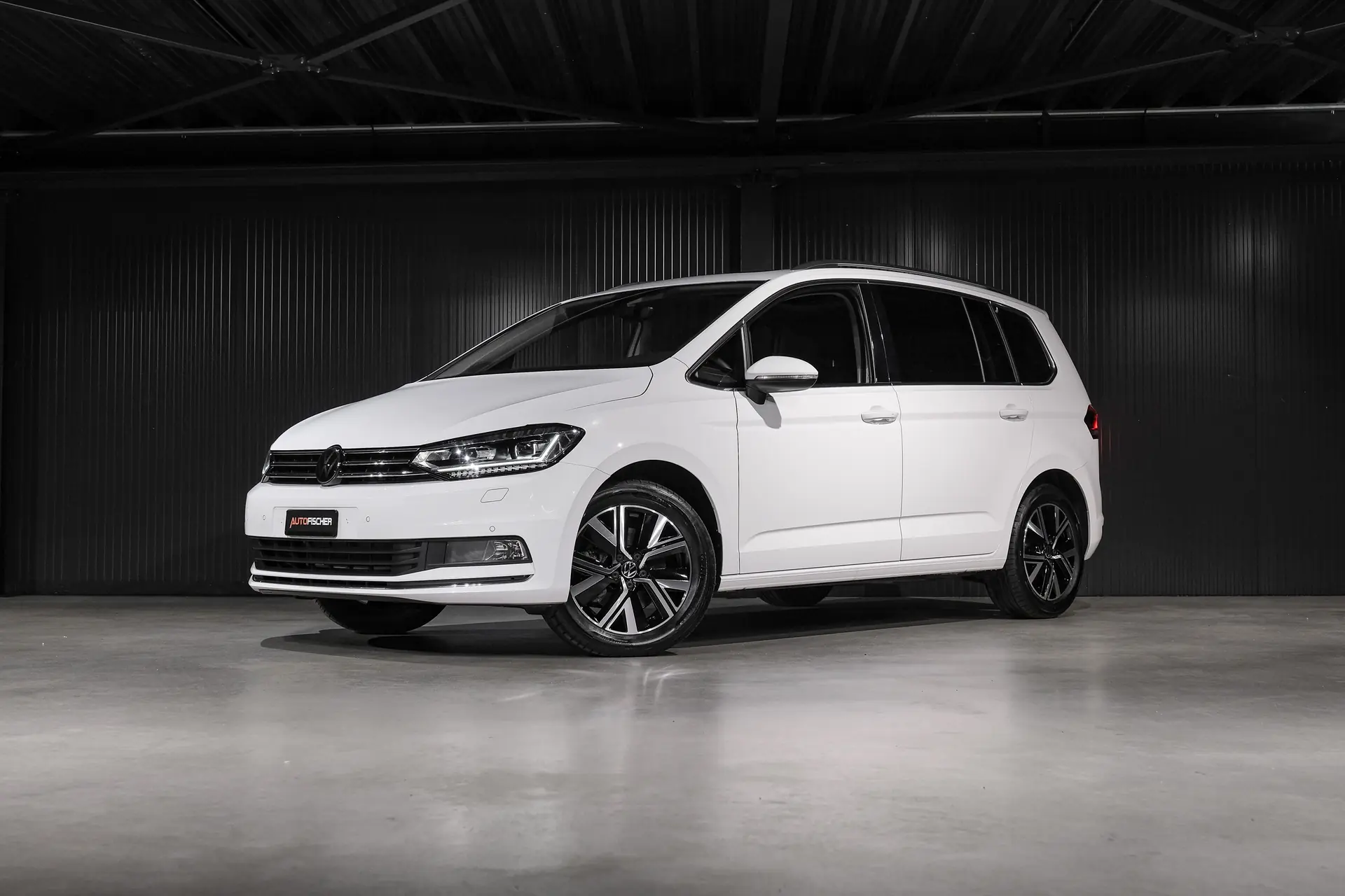 VW Touran 1.5 TSI EVO Highline — Monospace 7 places avec toit panoramique et régulateur adaptatif