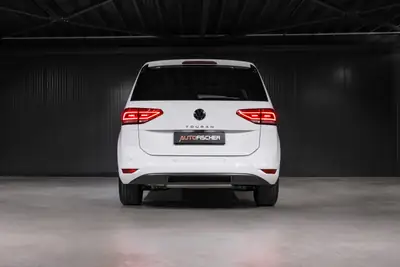VW Touran 1.5 TSI EVO Highline — Monospace 7 places avec toit panoramique et régulateur adaptatif — détail