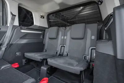 VW Touran 1.5 TSI EVO Highline — Monospace 7 places avec toit panoramique et régulateur adaptatif — Miniature 13