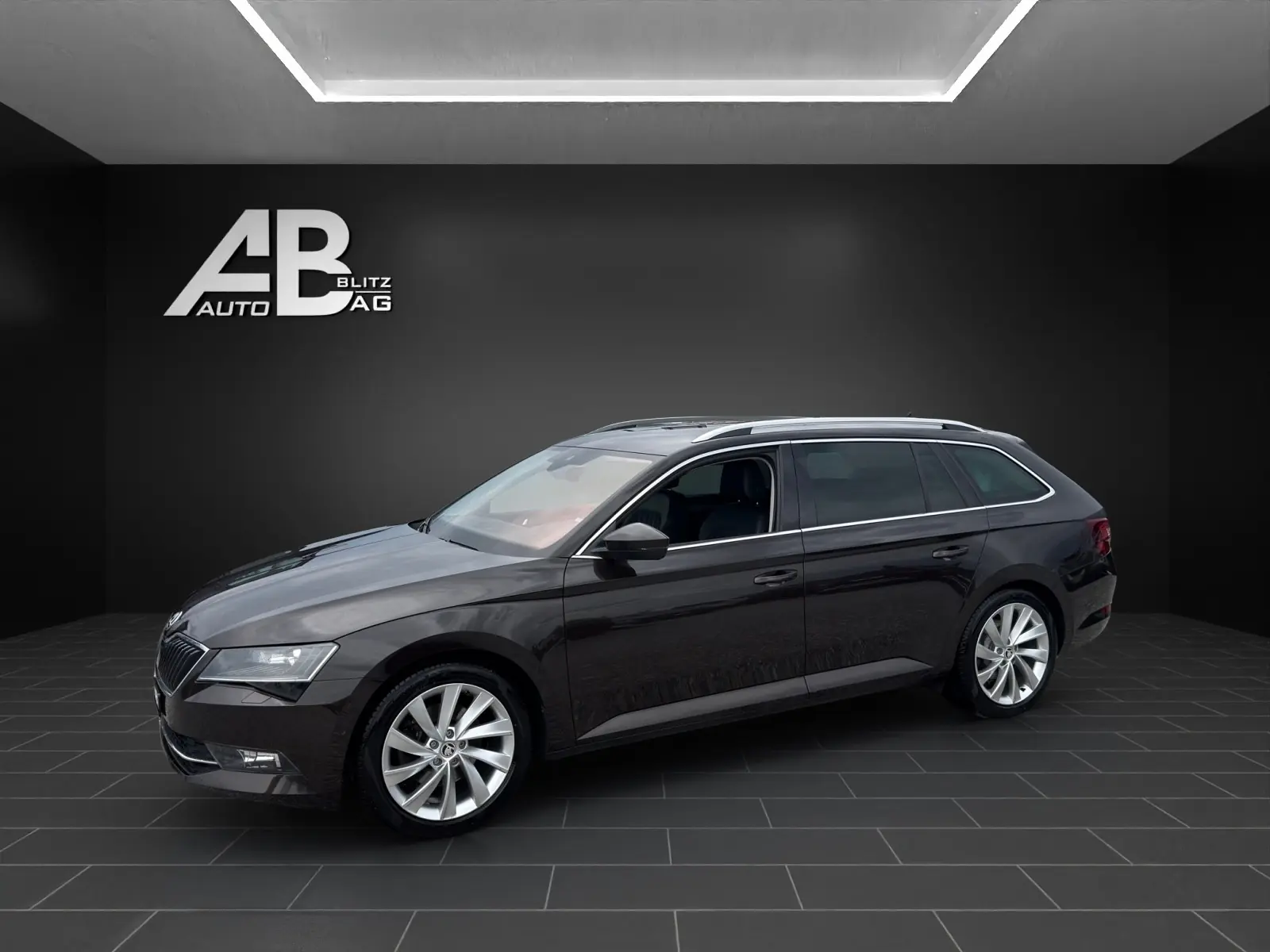 Skoda Superb 2017 occasion Hunzenschwil — 2