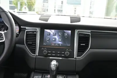 Porsche Macan PDK 2017 — SUV dynamique, fresch du contrôle technique, 252 ch — Thumbnail 16