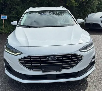 Ford Focus 1.0i EcoBoost Hybrid 155 — Monospace écologique et économique, 96'000 km — vue extérieure