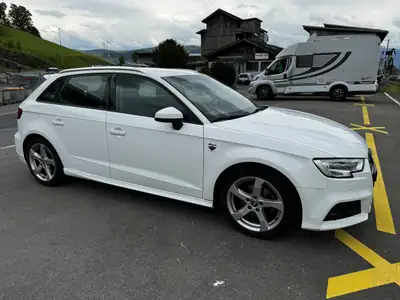 Audi A3 Sportback 1.4 TFSI — Compacte dynamique, automatique, 82 600 km — vista posteriore