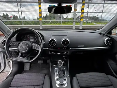 Audi A3 Sportback 1.4 TFSI — Compacte dynamique, automatique, 82 600 km — dettaglio