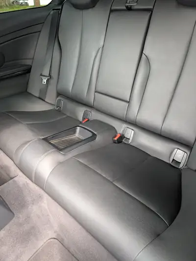 BMW 435i xDrive Coupé 2013 — Sportivité all-wheel drive et design premium — Miniature 14