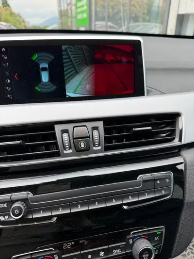 BMW X1 xDrive 20d Steptronic — SUV compact diesel, première main, expertise complète — Thumbnail 12