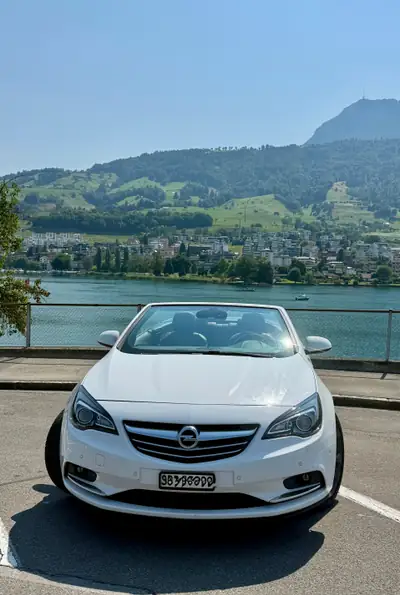 Opel Cascada 1.6 T 170 — Cabriolet élégant, sans accident, 110'000 km — Detail