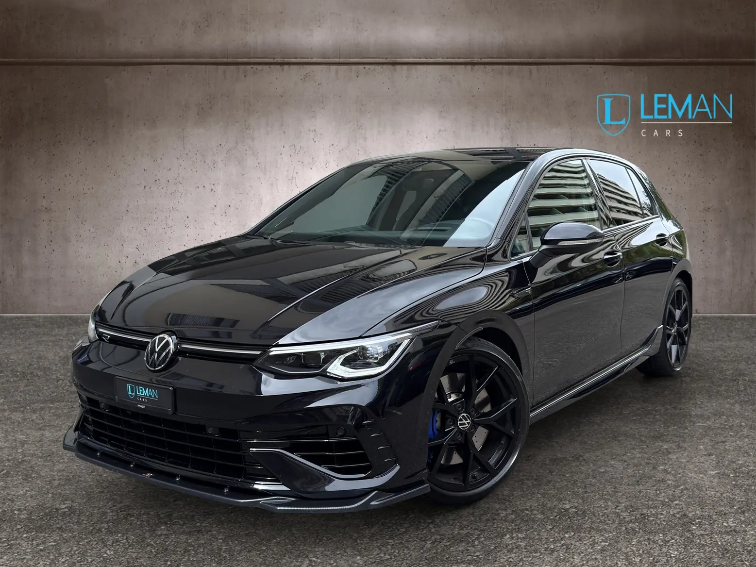 VW Golf 2.0 TSI R DSG 4Motion — Performance 320 ch, transmission intégrale, peu kilométrée