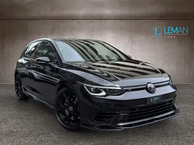 VW Golf 2.0 TSI R DSG 4Motion — Performance 320 ch, transmission intégrale, peu kilométrée — rear view