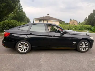 BMW 328 Gran Turismo xDrive — Berline spacieuse, tout-terrain, sièges cuir chauffants — Thumbnail 7