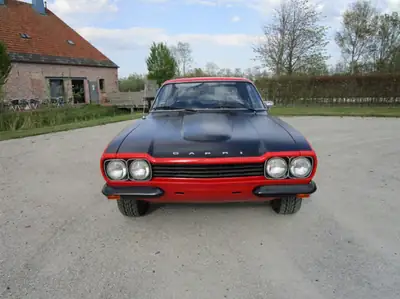 Ford Capri 2,8 1974 — Coupé sportif de légende, moteur V6 puissant — Innenraum