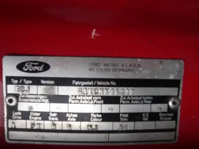 Ford Capri 2,8 1974 — Coupé sportif de légende, moteur V6 puissant — Miniatur 10