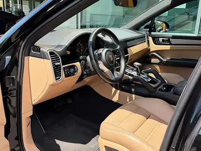 Porsche Cayenne Coupé 3.0 V6 E-Hybrid — SUV hybride rechargeable, 44 000 km seulement — Thumbnail 9