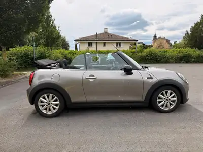 MINI Cooper Cabriolet Steptronic — Décapotable urbaine automatique, entretien suivi — Thumbnail 12