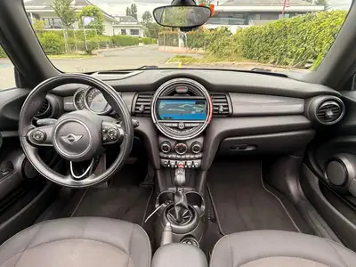 MINI Cooper Cabriolet Steptronic — Décapotable urbaine automatique, entretien suivi — Thumbnail 19