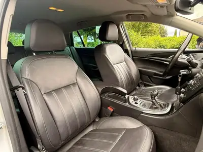 Opel Insignia 2.0 CDTI — Berline élégante, motorisation diesel efficace et équipements premium — Thumbnail 16