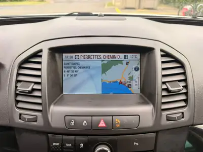 Opel Insignia 2.0 CDTI — Berline élégante, motorisation diesel efficace et équipements premium — Thumbnail 21