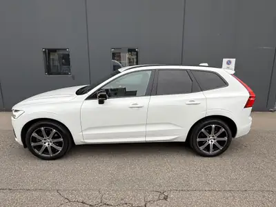 Volvo XC60 2.0 T5 R-Design AWD — SUV premium 250 ch, toutes saisons équipé — side view