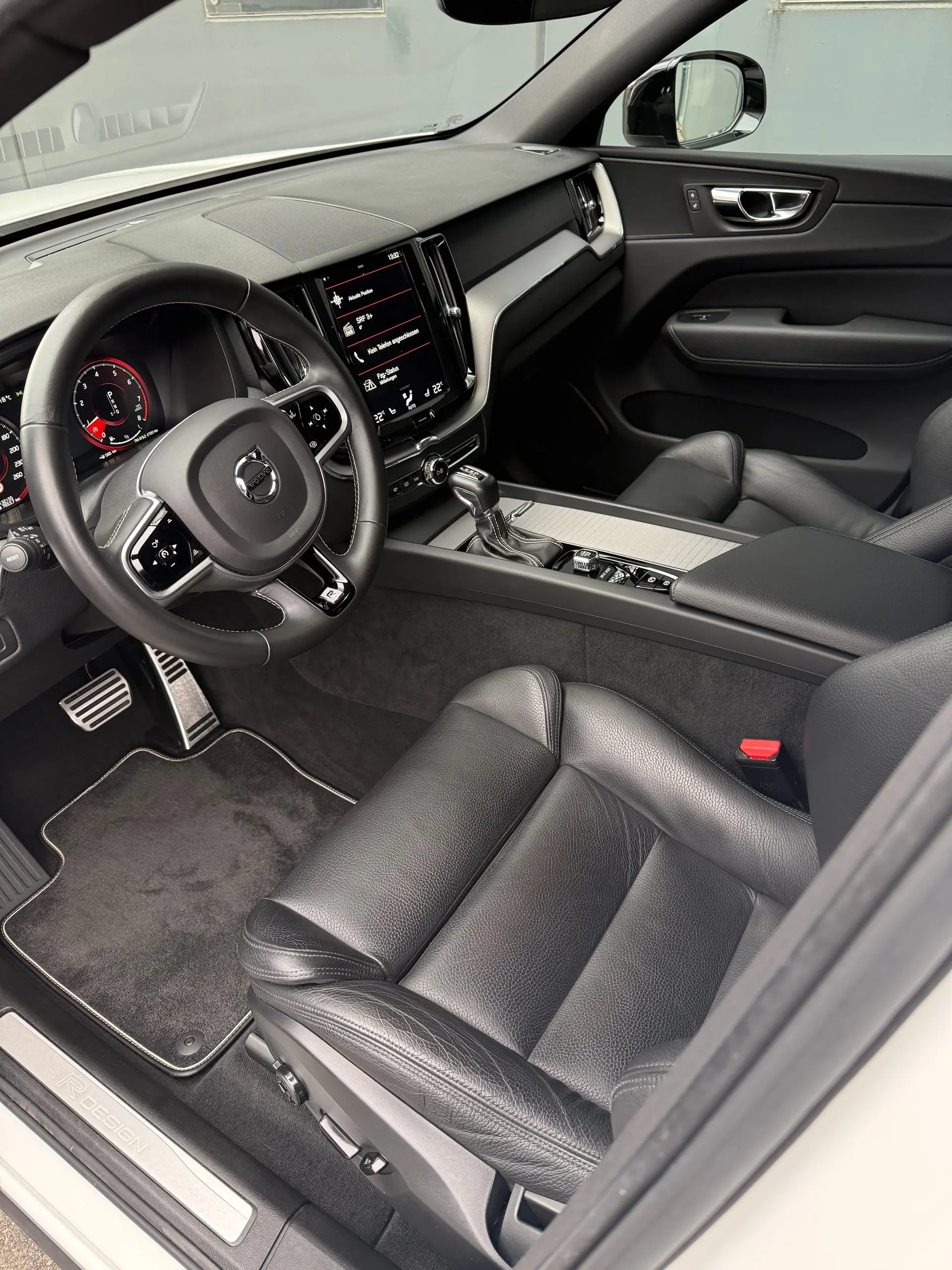 Volvo XC60 2019 occasion Rümlang — 5
