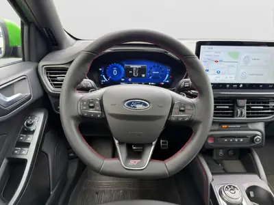 Ford Focus ST X Automatique 2023 — 280 ch, Break spacieux avec garantie constructeur — Miniature 14