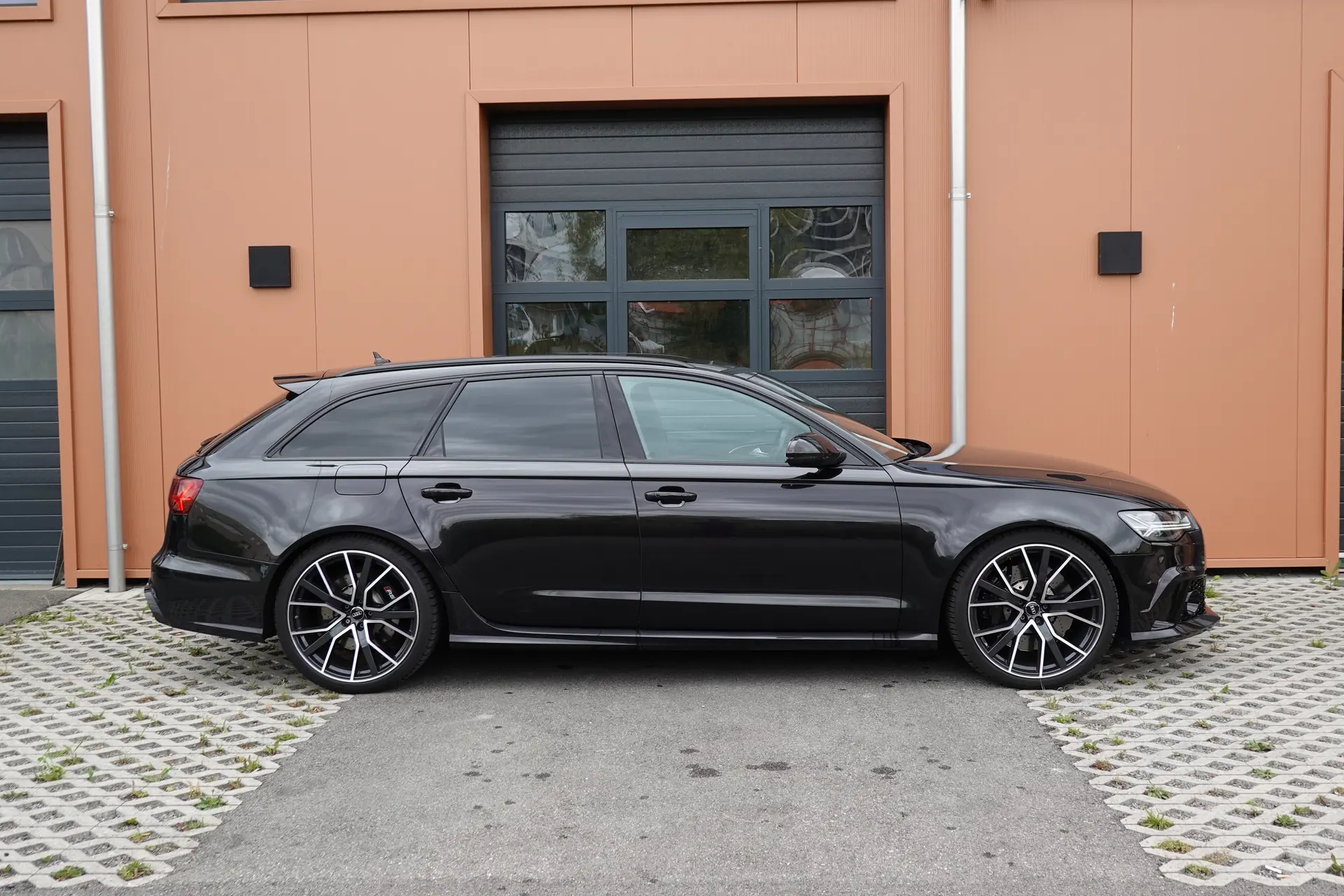 Audi RS6 2018 occasion Denges — 4
