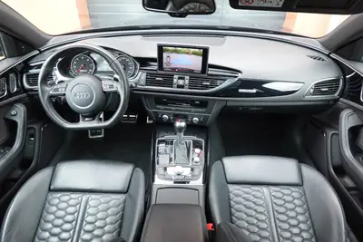 Audi RS6 Avant 4.0 TFSI V8 Performance — Break sportif 605 ch, toit ouvrant, sans accident — Miniature 11