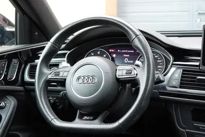 Audi RS6 Avant 4.0 TFSI V8 Performance — Break sportif 605 ch, toit ouvrant, sans accident — Miniature 12